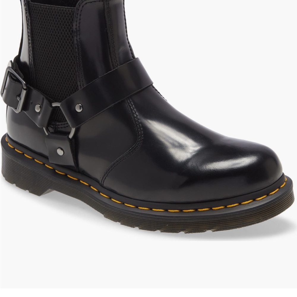 Dr. Martens Black Leather Women's Boots - Picture 3 of 3